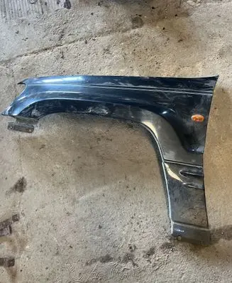 Jeep Grand Cherokee (WJ) Fender