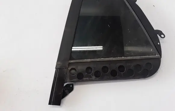 Volvo V60 Rear vent window glass 31352043