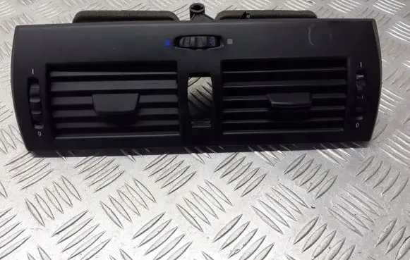 BMW X3 E83 Dashboard air vent grill cover trim 3400074