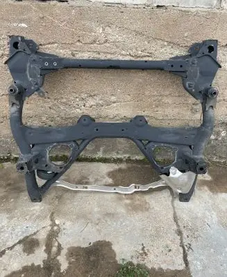BMW 4 F36 Gran coupe Front subframe 6872120