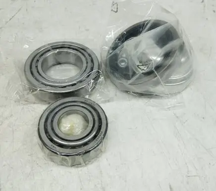 Mercedes-Benz S W126 Front wheel bearing hub 1163300051 0019802902 0009816305
