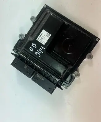 Volvo S60 Engine control unit/module ECU 32383818