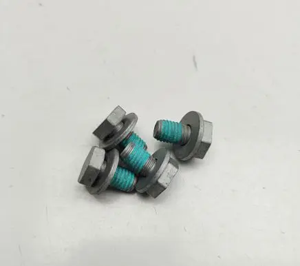 BMW 1 E81 E87 Nuts/bolts 24407561393 7561393