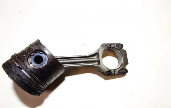 Audi 100 S4 C4 Piston with connecting rod 026h