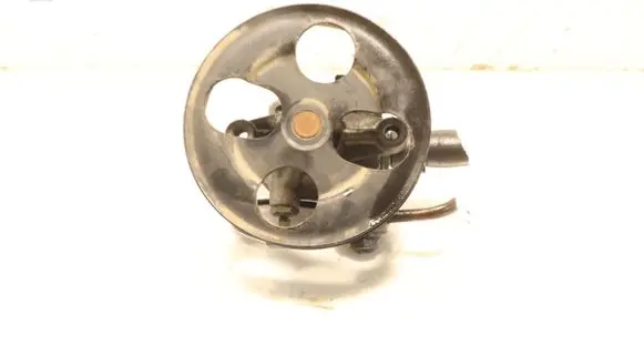 Mitsubishi Carisma Power steering pump