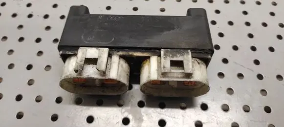 Coolant fan relay