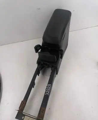 Chrysler 300M Center console
