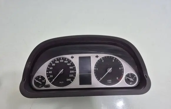 Mercedes-Benz B W245 Speedometer (instrument cluster) A1694401011