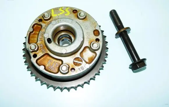 BMW 7 E65 E66 Camshaft pulley/ VANOS 7518227