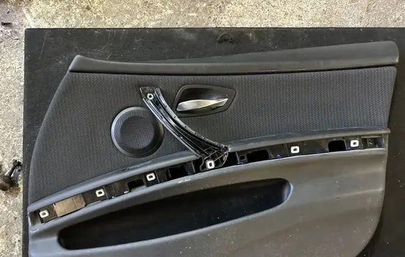 BMW 3 E90 E91 Front door card panel trim