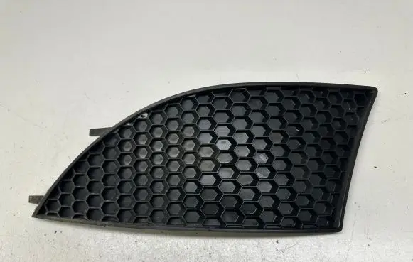 Seat Toledo III (5P) Front bumper lower grill 5P0853665