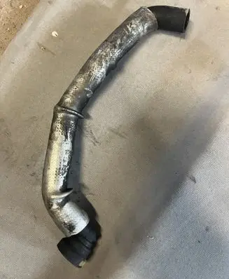 Nissan Qashqai Breather hose/pipe 