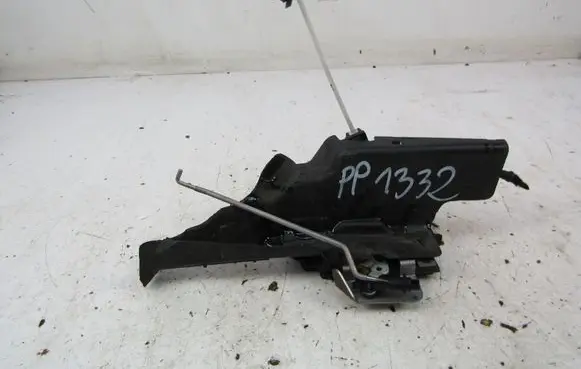Audi A4 S4 B6 8E 8H Front door lock 