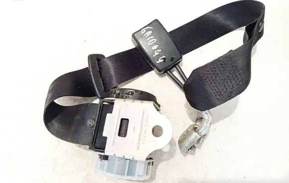 Volkswagen Polo IV 9N3 Middle seatbelt (rear) 