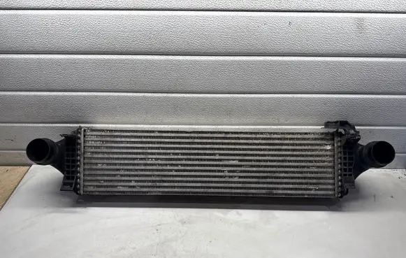 Volvo V40 Intercooler radiator