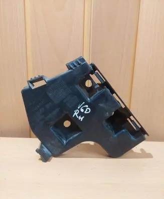 Volvo V60 Rear bumper mounting bracket 31265286