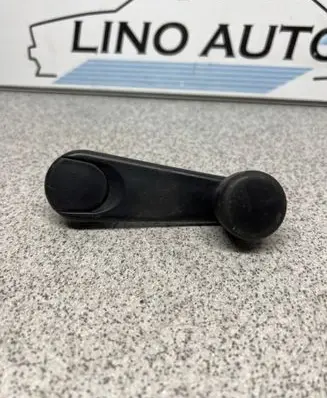 BMW 3 E46 Rear door window winding handle 51328122503