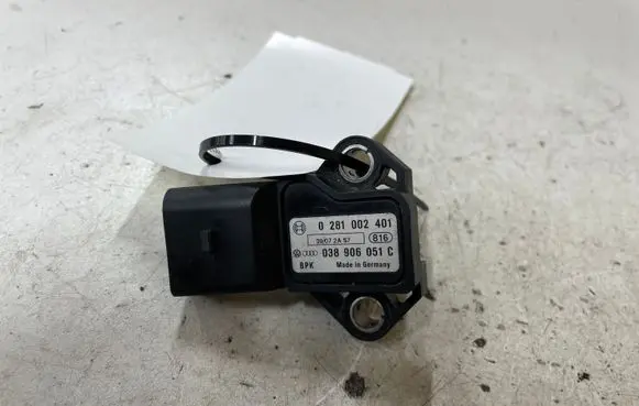 Skoda Superb B5 (3U) Air pressure sensor 038906051C 0281002401