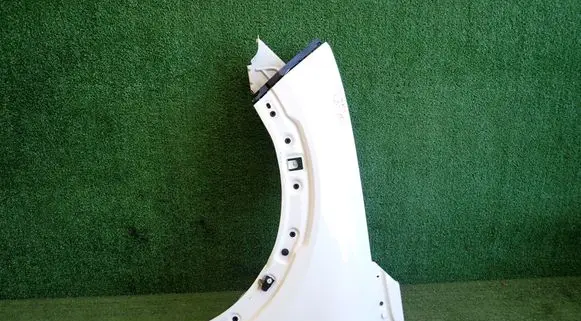 Opel Mokka B Fender 