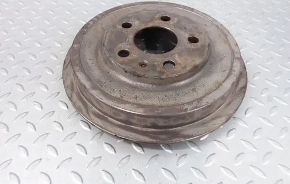 Volkswagen Jetta VI Drum brake (rear) 5C0609617A
