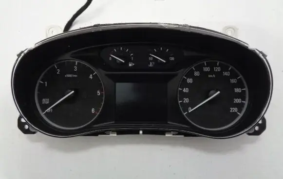 Opel Mokka X Speedometer (instrument cluster)