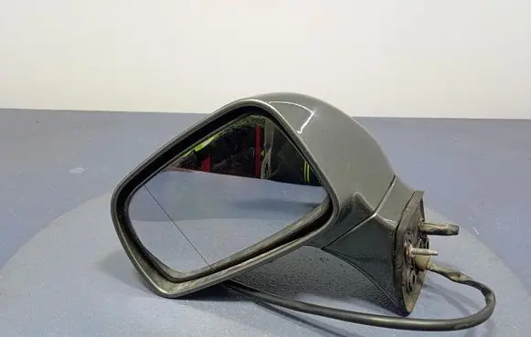 Toyota Corolla Verso E121 Front door electric wing mirror 