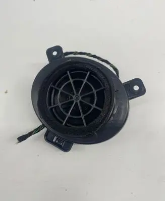 Audi Q7 4L Panel speaker 4L0035361 283213001 494071