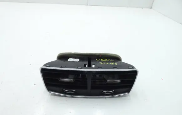 Audi A8 S8 D4 4H Rear air vent grill 4H0819203B 07999S14 27042010P