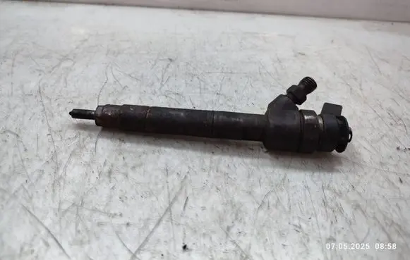 Mitsubishi Colt Fuel injector 0445110167
