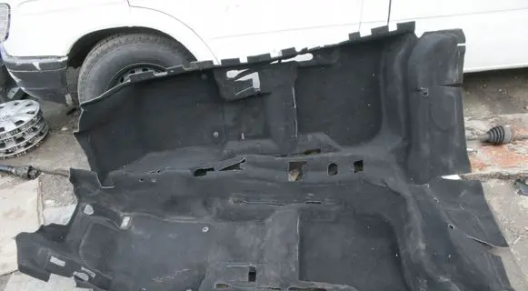 Volkswagen Golf VI Rear floor carpet liner 