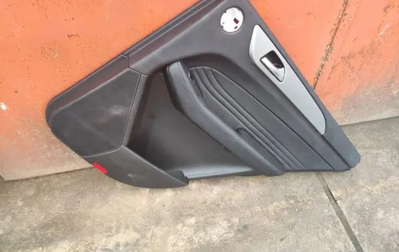 Mercedes-Benz GLE AMG (W166 - C292) Rear door card panel trim 2011986 5032267
