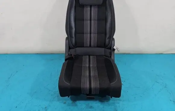 Volkswagen Touran I Second row seats IMPRK1411065