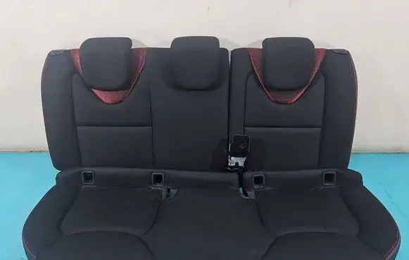 Renault Clio IV Second row seats IMPRK1555163