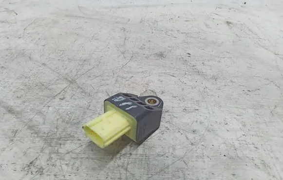 Toyota Prius (XW30) Airbag deployment crash/impact sensor 8983175010