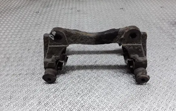 Toyota Corolla Verso AR10 Front Brake Caliper Pad/Carrier 