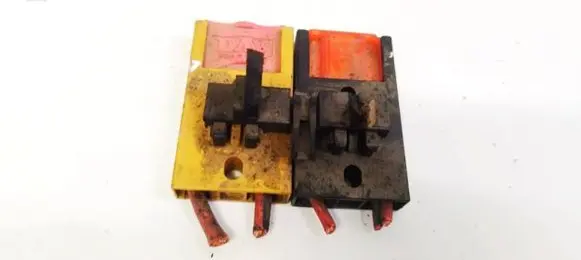 Skoda Octavia Mk1 (1U) Fuse 8A0937530