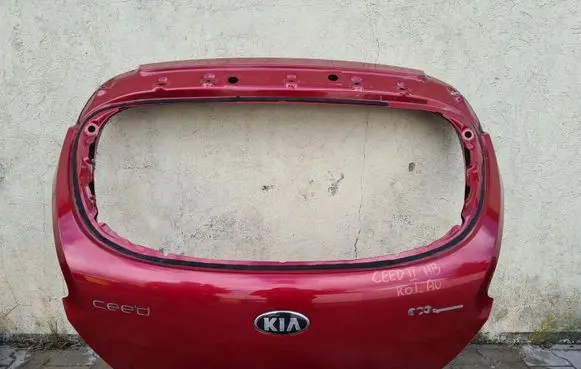 KIA Ceed Tailgate/trunk/boot lid