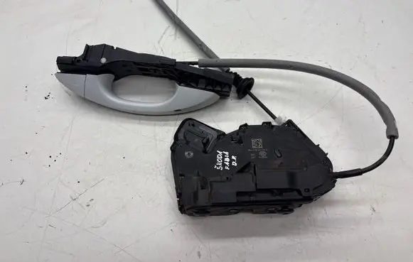 Skoda Fabia Mk3 (NJ) Front door lock 5TB837016A