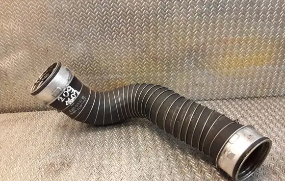 Mercedes-Benz CLK A209 C209 Intercooler hose/pipe 2095280782