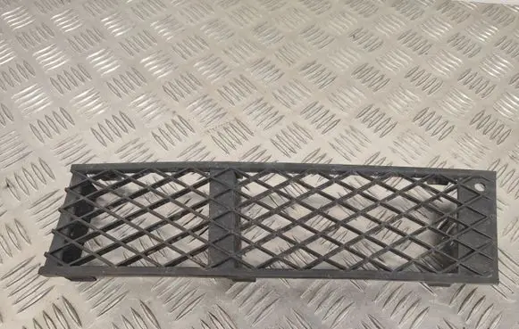 BMW 7 F01 F02 F03 F04 Front bumper lower grill 7184149