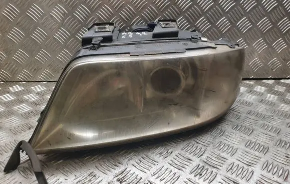Audi A6 S6 C5 4B Headlight/headlamp 14846500