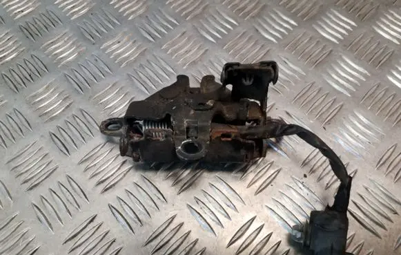 Toyota Land Cruiser (J120) Engine bonnet/hood lock/catch