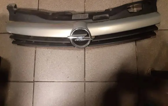 Opel Astra G Front grill 13108463 13149466 461088395