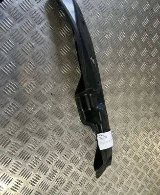 Volvo XC90 Fender end trim 31353952