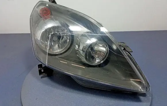 Opel Zafira B Headlight/headlamp 20-A725