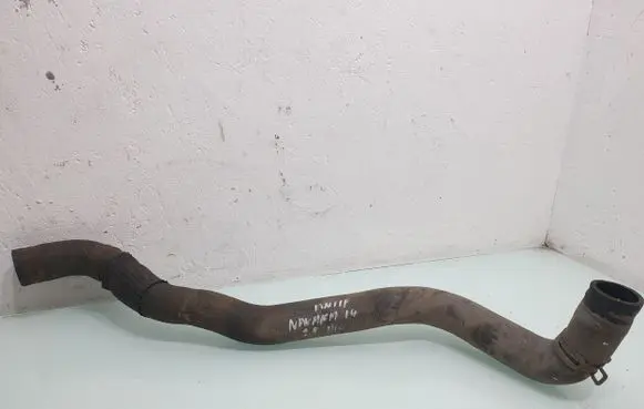 Nissan Navara D40 Engine coolant pipe/hose