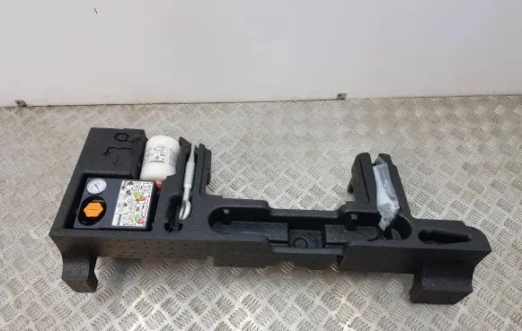 Volvo XC60 Tool box 31680037