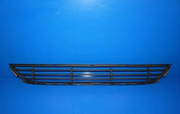 Volvo V40 Front bumper lower grill 31347091