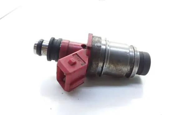 Nissan Terrano Fuel injector JS211