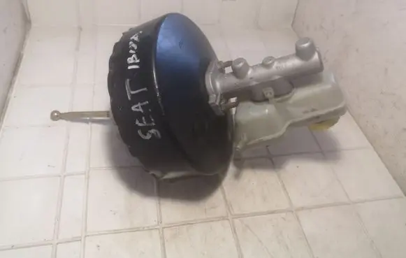 Seat Ibiza III (6L) Brake booster 6Q1614105T